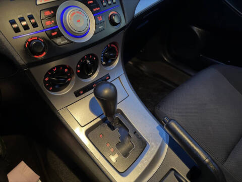 2010 Mazda MAZDA3 i Sport