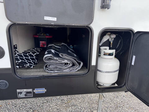 2024 Forest River ARTIC WOLF