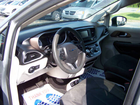 2017 Chrysler Pacifica Touring