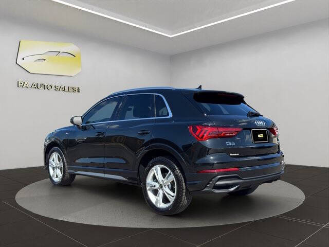 2021 Audi Q3 quattro S line Premium 45 TFSI