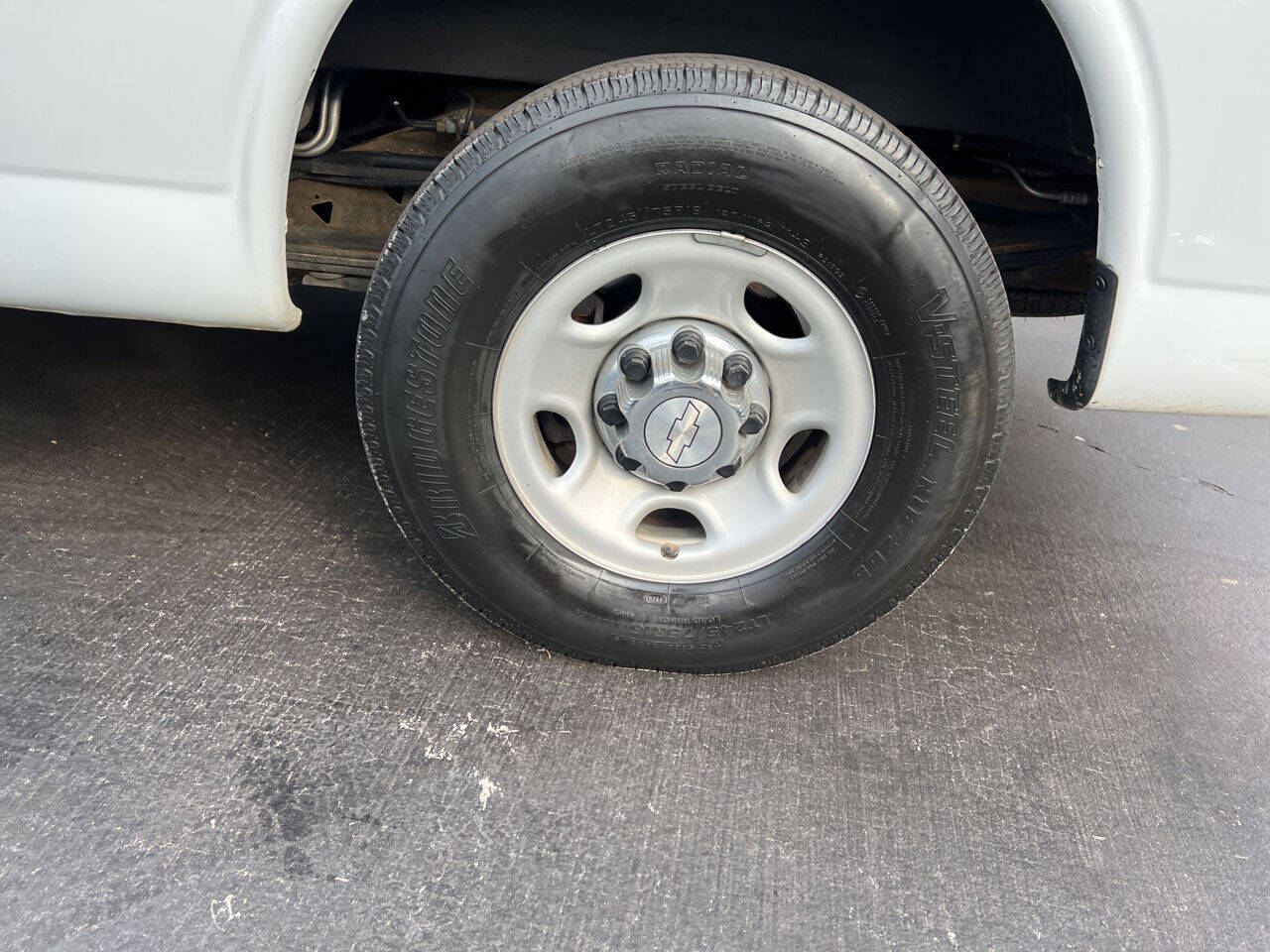 2019 Chevrolet Express  - $24,900