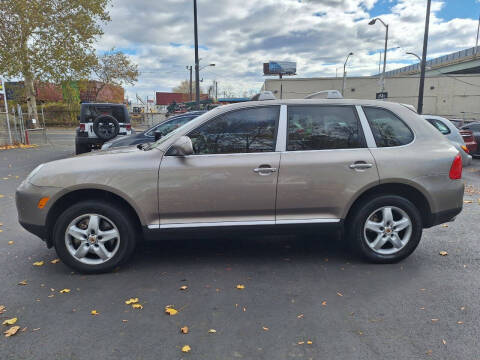 2004 Porsche Cayenne S