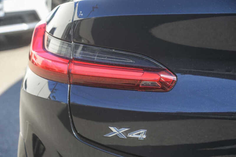 2024 BMW X4 xDrive30i