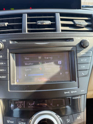 2012 Toyota Prius v Three