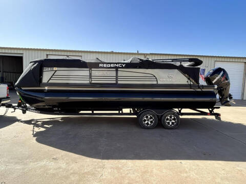 2018 Regency 220LE for sale at Kell Auto Sales, Inc - Grace Street in Wichita Falls TX