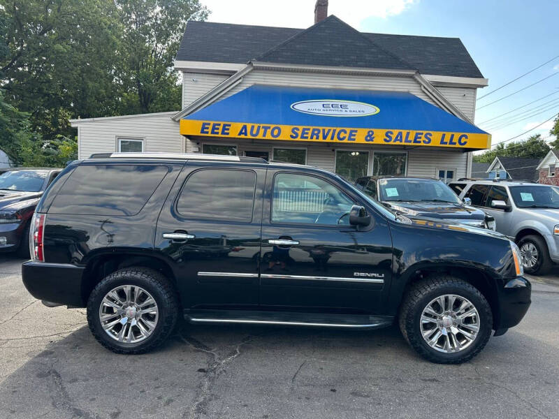 2013 GMC Yukon for sale at EEE AUTO SERVICES AND SALES LLC - CINCINNATI in Cincinnati OH