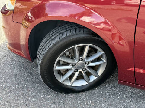 2015 Dodge Grand Caravan SXT Plus