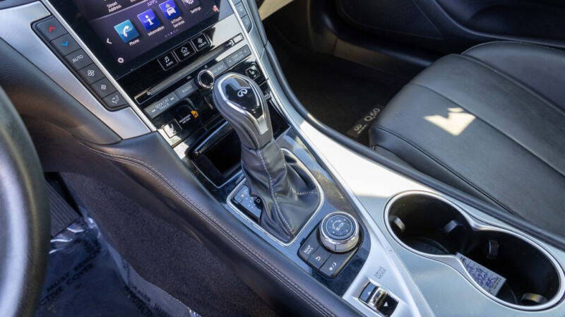 2019 Infiniti Q60 3.0T Luxe