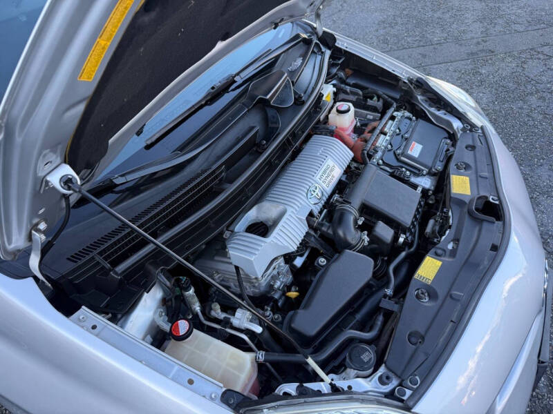 2014 Toyota Prius Three