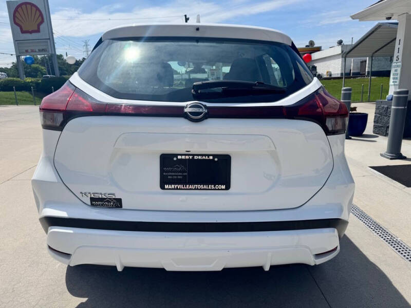 2022 Nissan Kicks S