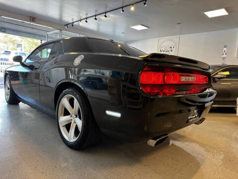 2010 Dodge Challenger SRT8