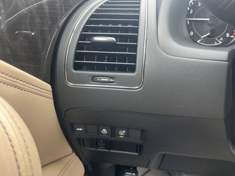 2024 Nissan Armada Platinum