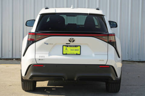2024 Toyota bZ4X XLE