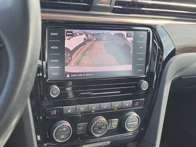 2020 Volkswagen Passat SEL