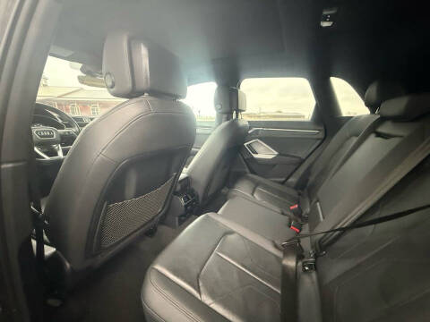 2021 Audi Q3 quattro S line Premium 45 TFSI