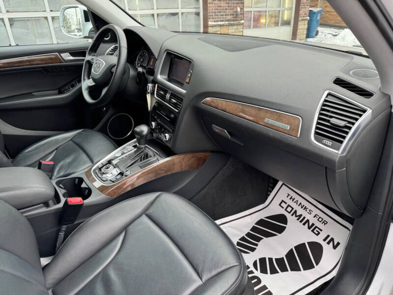 2017 Audi Q5 2.0T quattro Premium Plus