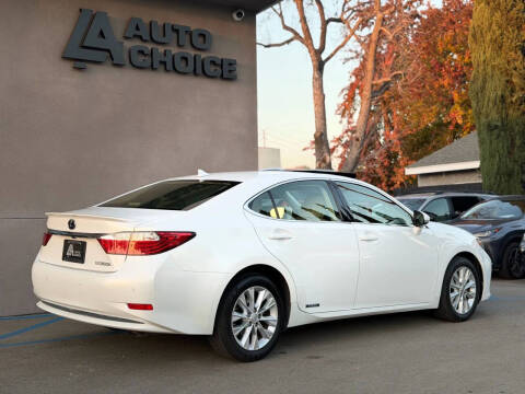 2014 Lexus ES 300h