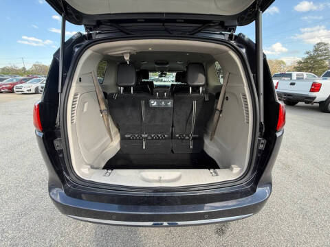 2020 Chrysler Pacifica Touring L
