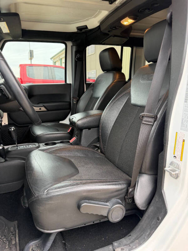 2016 Jeep Wrangler Unlimited Sahara 75th Anniversary