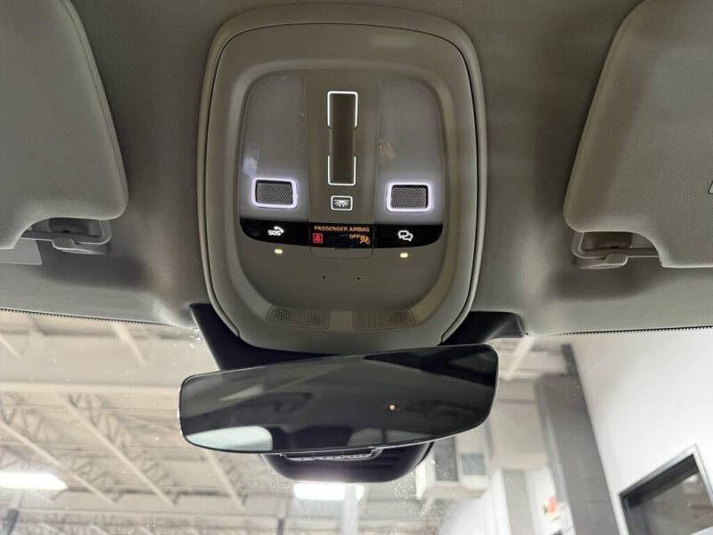 2024 Volvo XC90 B5 Plus Bright Theme