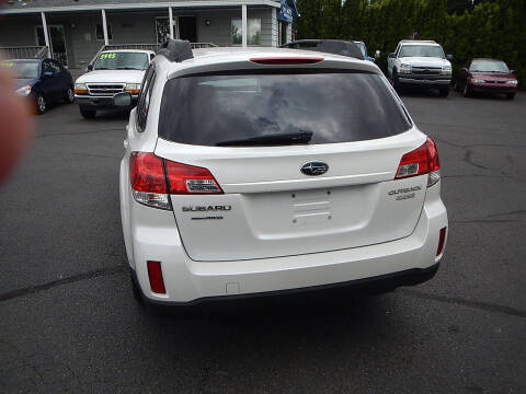 2010 Subaru Outback 2.5i Premium