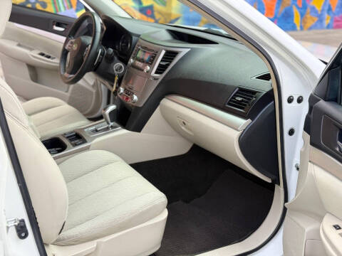 2012 Subaru Outback 2.5i Premium