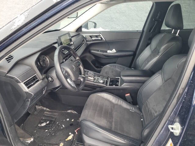 2022 Mitsubishi Outlander SE