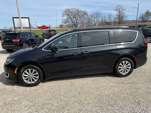 2018 Chrysler Pacifica Touring Plus