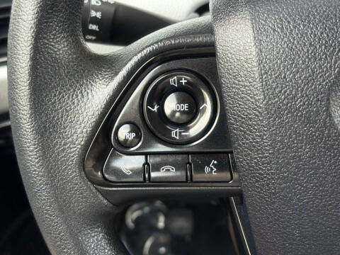 2019 Toyota Prius LE
