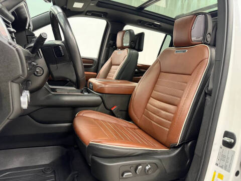 2023 GMC Yukon XL Denali Ultimate