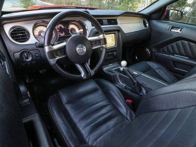 2011 Ford Mustang GT Premium