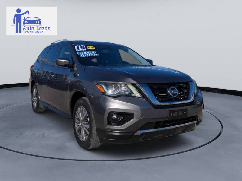 2019 Nissan Pathfinder SV