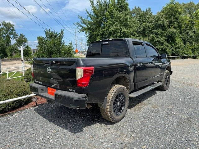 2017 Nissan Titan S