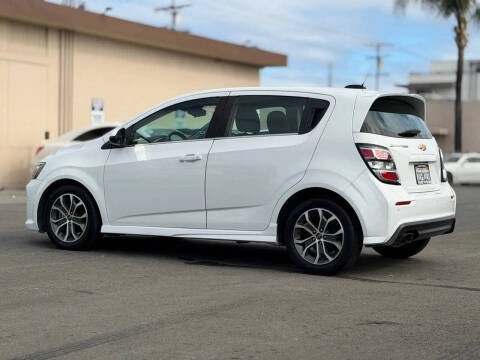 2017 Chevrolet Sonic LT Auto