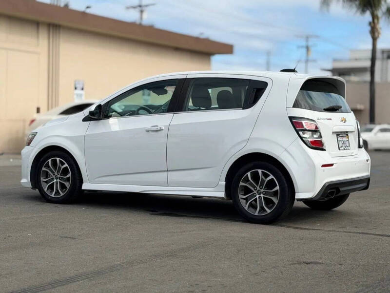 2017 Chevrolet Sonic LT Auto