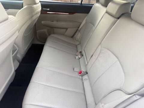 2011 Subaru Outback 2.5i Limited