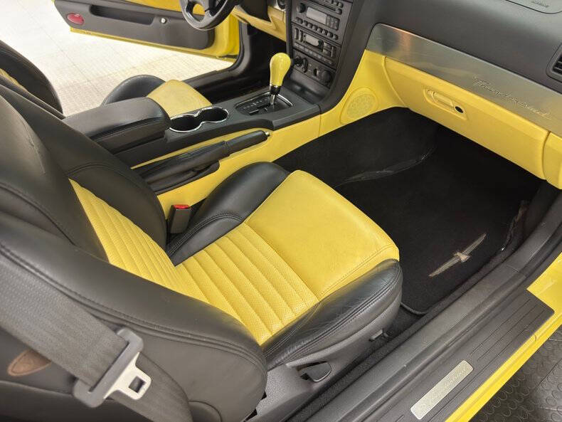 2002 Ford Thunderbird Deluxe