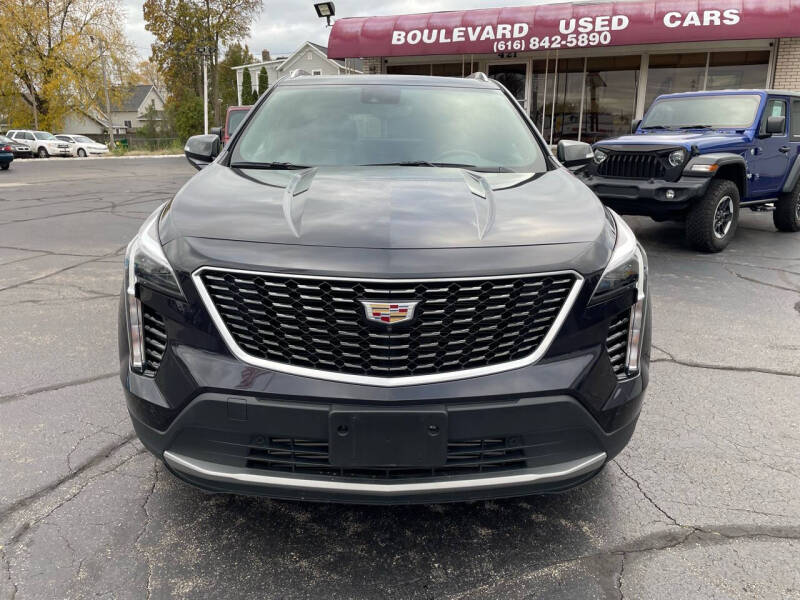 2022 Cadillac XT4 Luxury photo 10