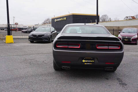 2022 Dodge Challenger SXT