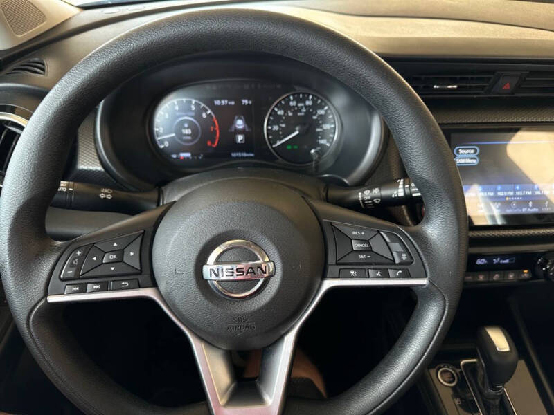 2021 Nissan Kicks SV