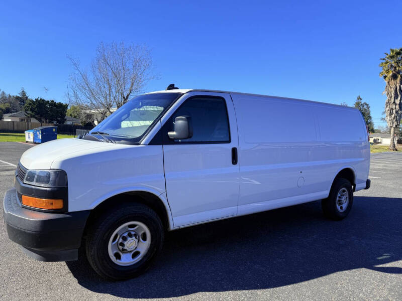 2021 Chevrolet Express 2500