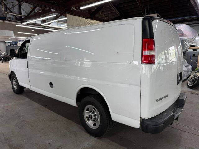 2019 GMC Savana 3500