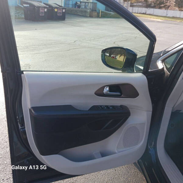 2018 Chrysler Pacifica Touring Plus