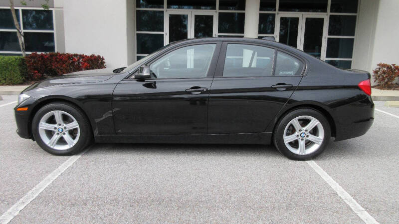 2014 BMW 3 Series 328i photo 2