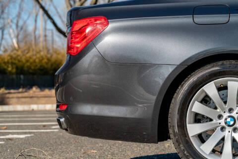 2011 BMW 7 Series 750Li xDrive