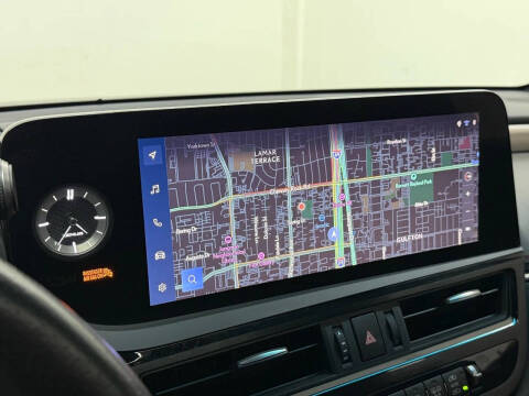 2023 Lexus ES 350 F SPORT Handling