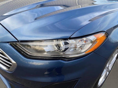 2019 Ford Fusion Hybrid SE