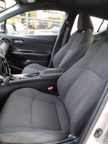 2019 Toyota C-HR XLE