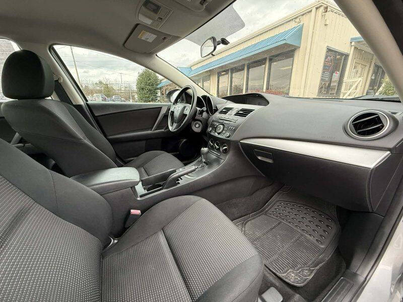 2013 Mazda MAZDA3 i Sport