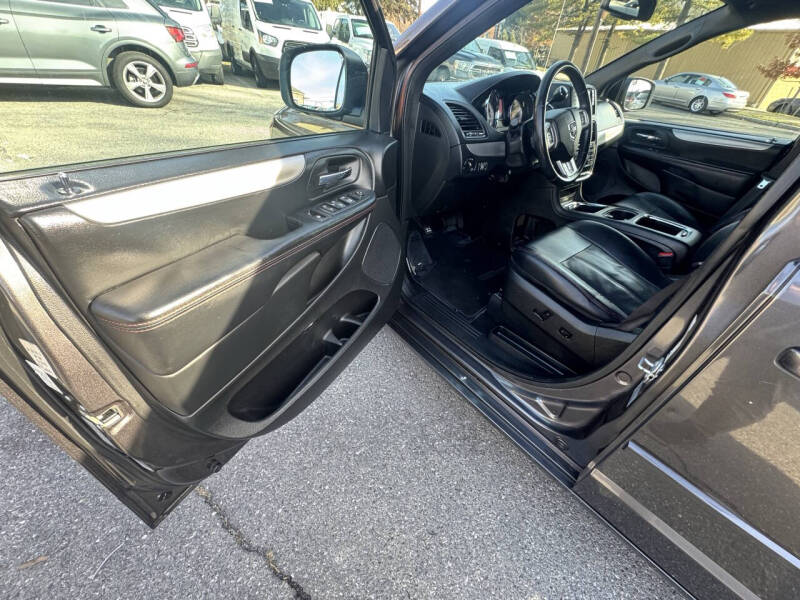 2017 Dodge Grand Caravan GT